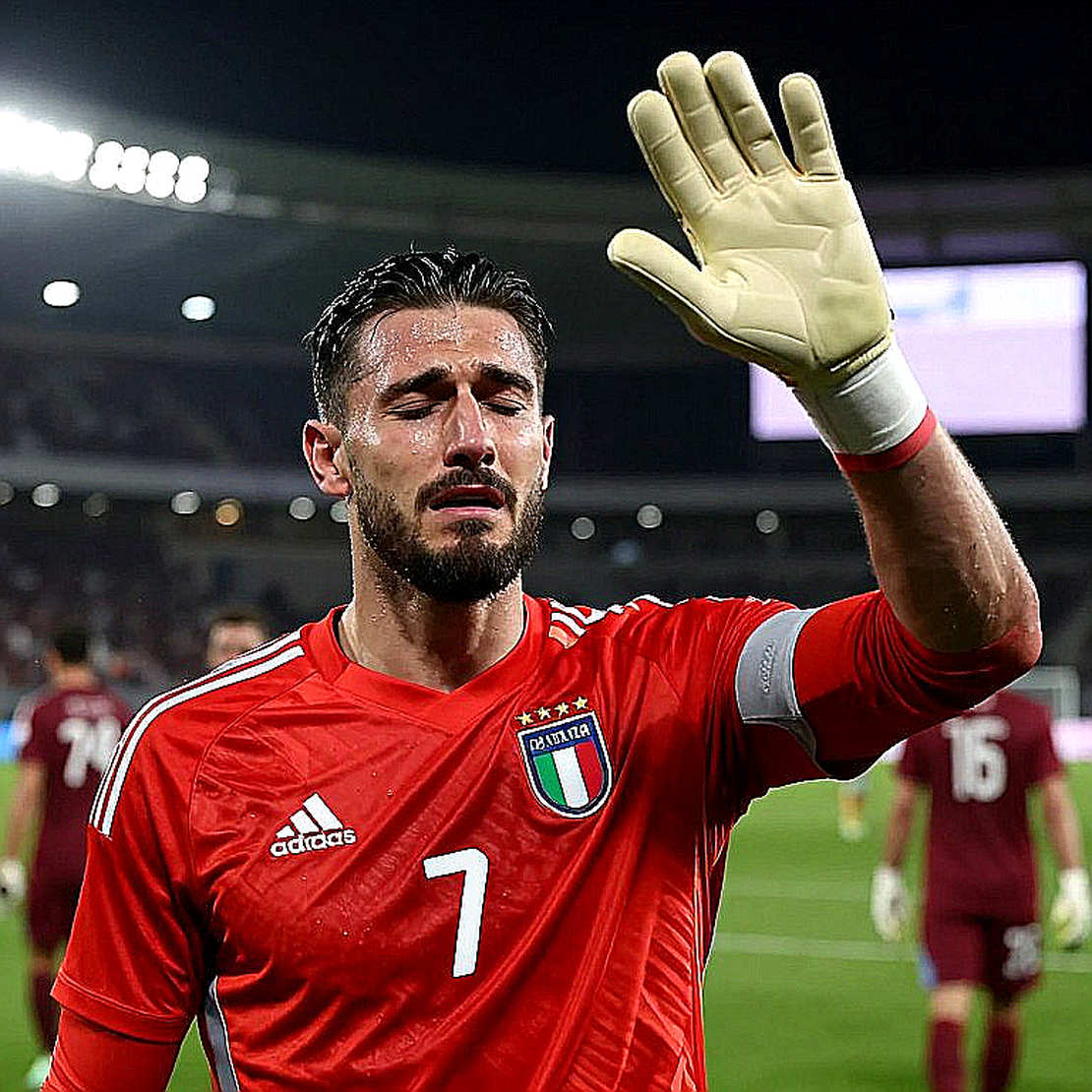 Diego Campillo và nửa nhịp chậm khiến cả một thế hệ bị phán xử