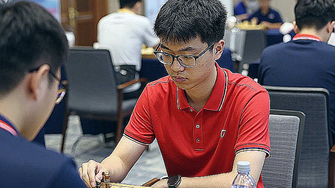 Ba nước đi làm sụp đổ ngôi vô địch: Nihal Sarin, bản đồ không gian và sự mong manh của Ấn Độ tại Samarkand