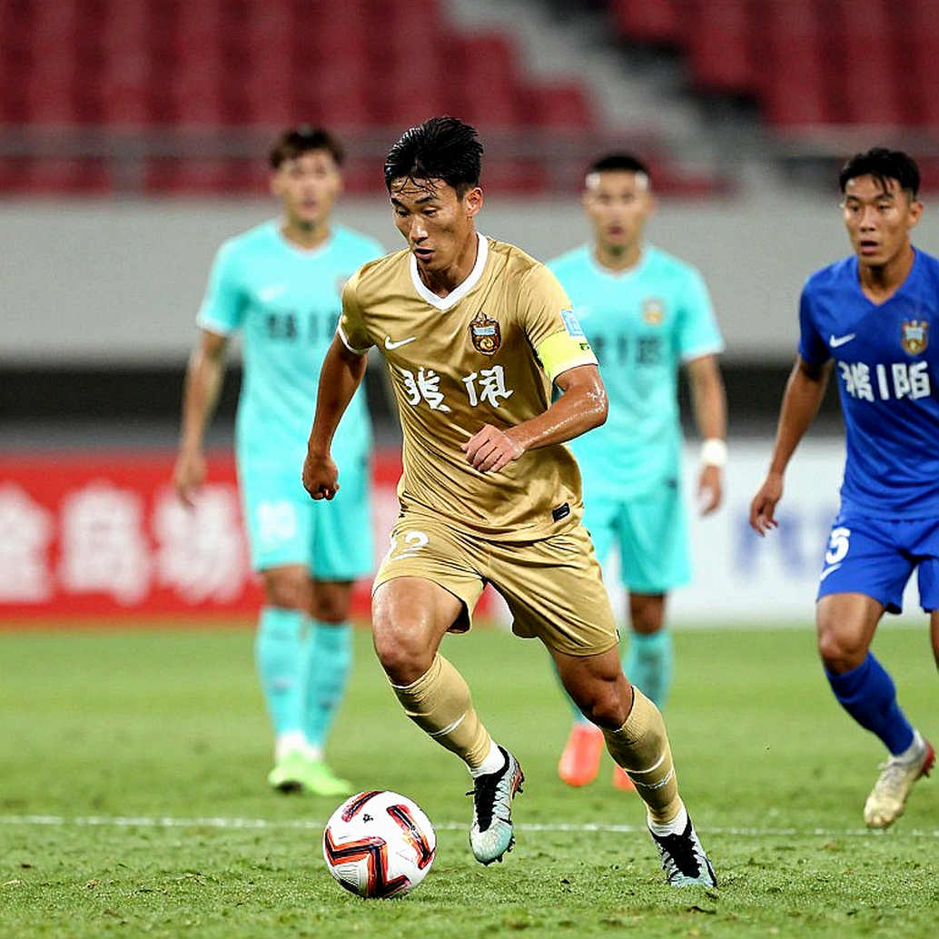 Vietnamese Football in 2026: Binh Duong Win V.League as My Dinh Reaches the Asian Cup Quarter-finals Vietnamese Football in 2026: Binh Duong Win V.League as My Dinh Reaches the Asian Cup Quarter-finals