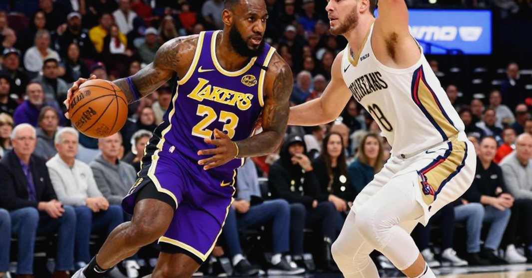 Cleveland Cavaliers và canh bạc tuổi tác: Khi Harden và Mitchell chung phòng thay đồ Cleveland Cavaliers và canh bạc tuổi tác: Khi Harden và Mitchell chung phòng thay đồ